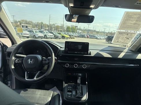 Used 2025 Honda CR-V EX-L image 11