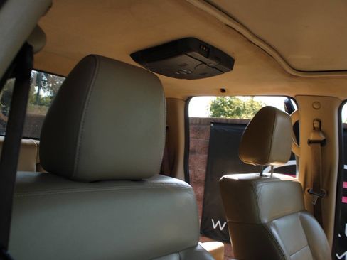 Used 2005 Ford F150 Lariat image 13