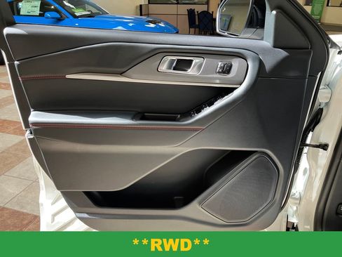 New 2025 Ford Explorer ST-Line w/ Premium Package image 23