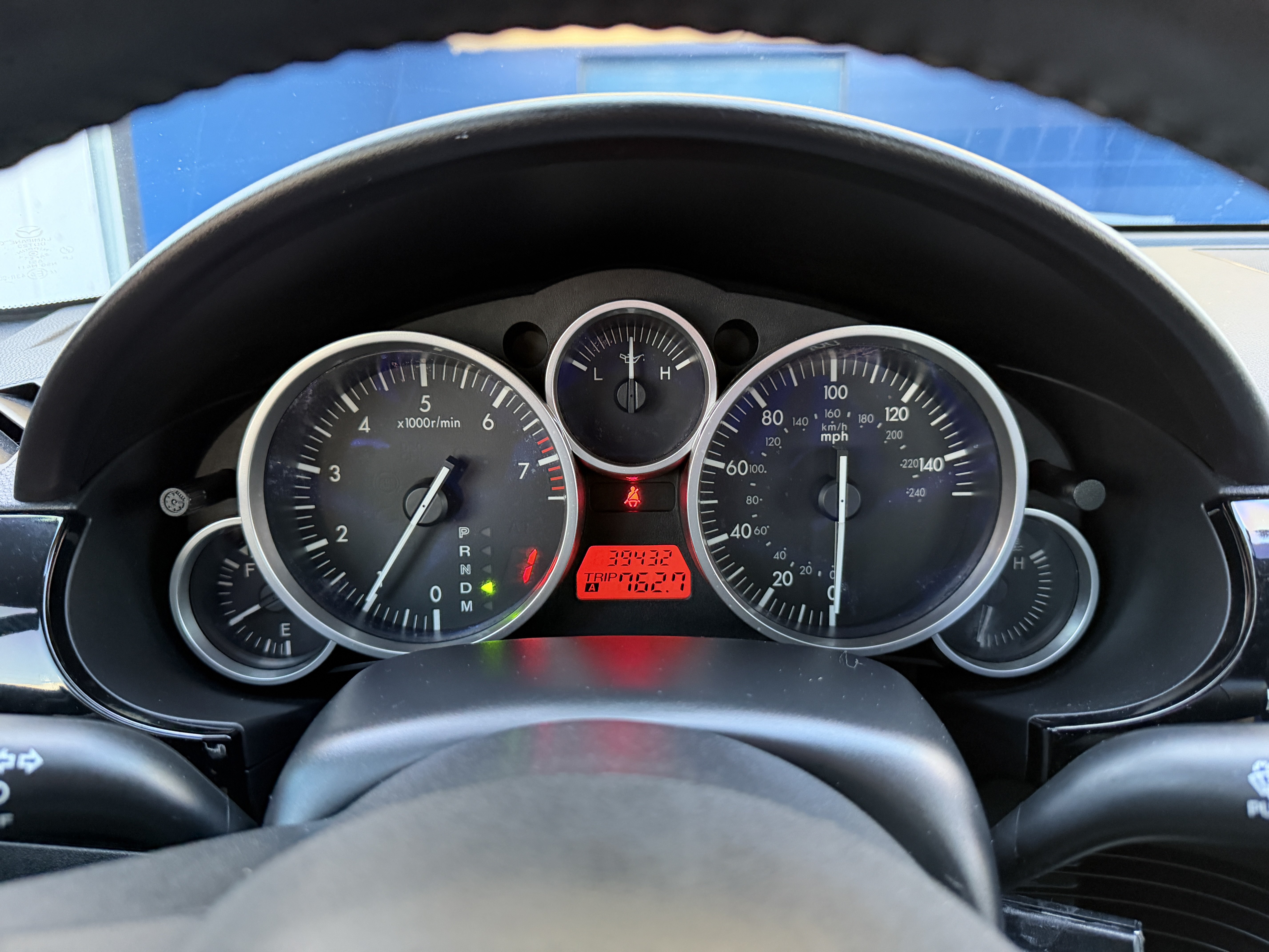 Used 2006 MAZDA MX-5 Miata Touring RWD image 16