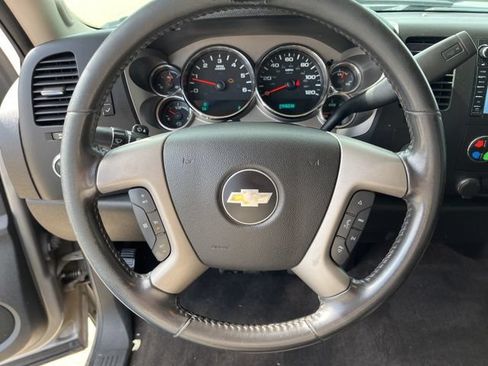 Used 2013 Chevrolet Silverado 1500 LT AWD/4WD image 13