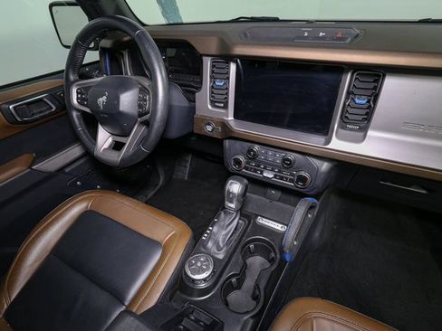 Used 2023 Ford Bronco Outer Banks image 16