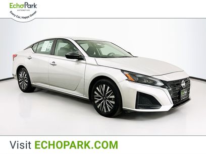 Used 2024 Nissan Altima 2.5 SV