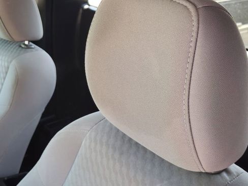 Used 2022 Toyota Tacoma SR image 13