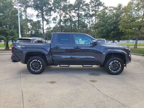 Used 2026 Toyota Tacoma TRD Sport AWD/4WD image 8