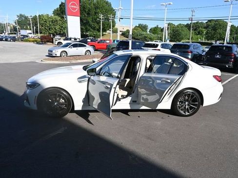 Used 2019 BMW 330i xDrive Sedan w/ Convenience Package AWD/4WD image 36