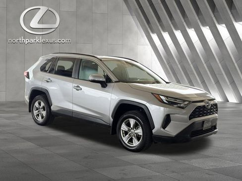 Used 2023 Toyota RAV4 XLE w/ Convenience Package AWD/4WD image 5