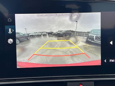 Used 2023 Hyundai Elantra SEL w/ Convenience Package image 30