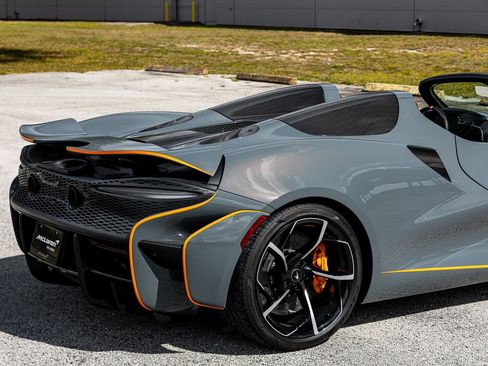 Used 2021 McLaren Elva RWD image 39