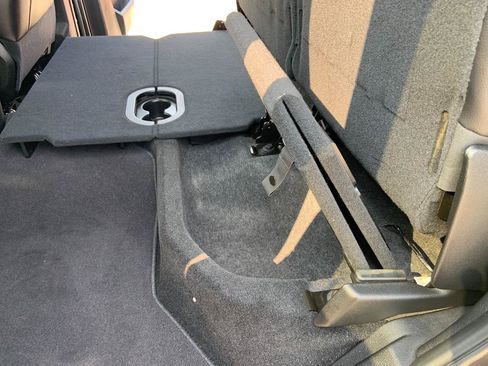 Used 2017 RAM 2500 Laramie AWD/4WD image 12