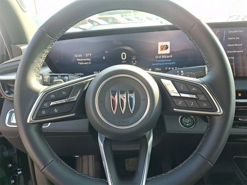 Certified 2025 Buick Enclave Preferred image 18