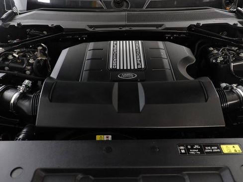 Used 2023 Land Rover Defender 110 V8 image 23