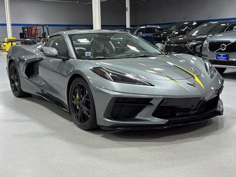 Used 2023 Chevrolet Corvette Stingray w/ Z51 Performance Package image 2