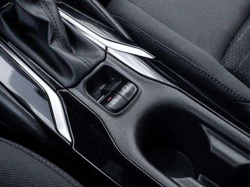 Used 2020 Toyota Corolla SE w/ SE Premium Package FWD image 24