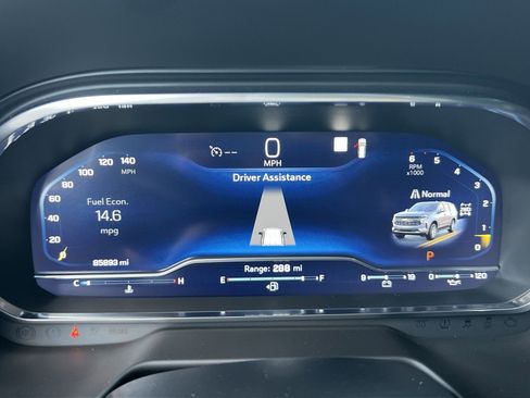 Used 2022 Chevrolet Tahoe LT image 16