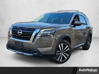 Used 2024 Nissan Pathfinder Platinum w/ Cargo Package video 1