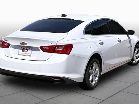Used 2016 Chevrolet Malibu LS FWD image 13