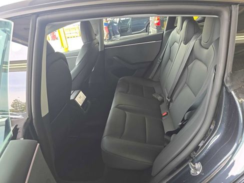 Used 2025 Tesla Model 3 Long Range RWD image 4