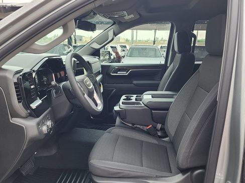 New 2026 GMC Sierra 1500 Elevation image 16