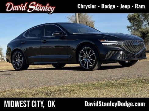 Used 2024 Genesis G70 2.5T image 1