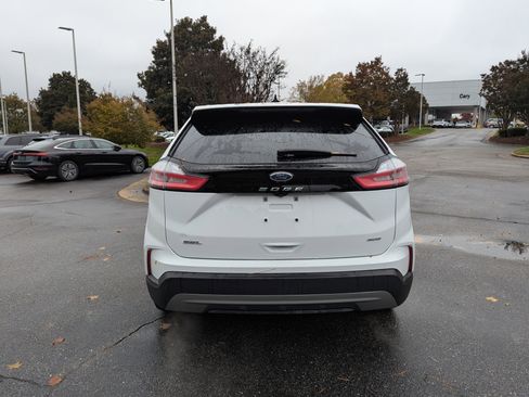 Used 2024 Ford Edge SEL image 6