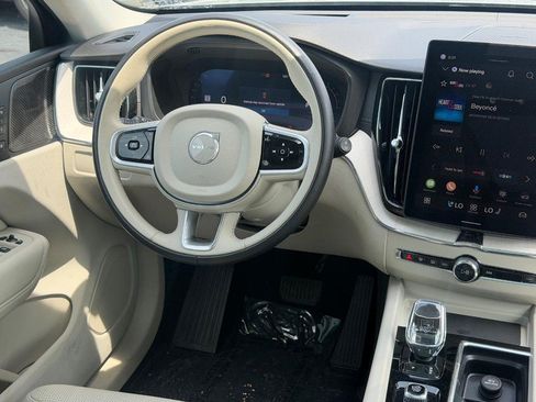 Certified 2026 Volvo XC60 B5 Ultra AWD/4WD image 13