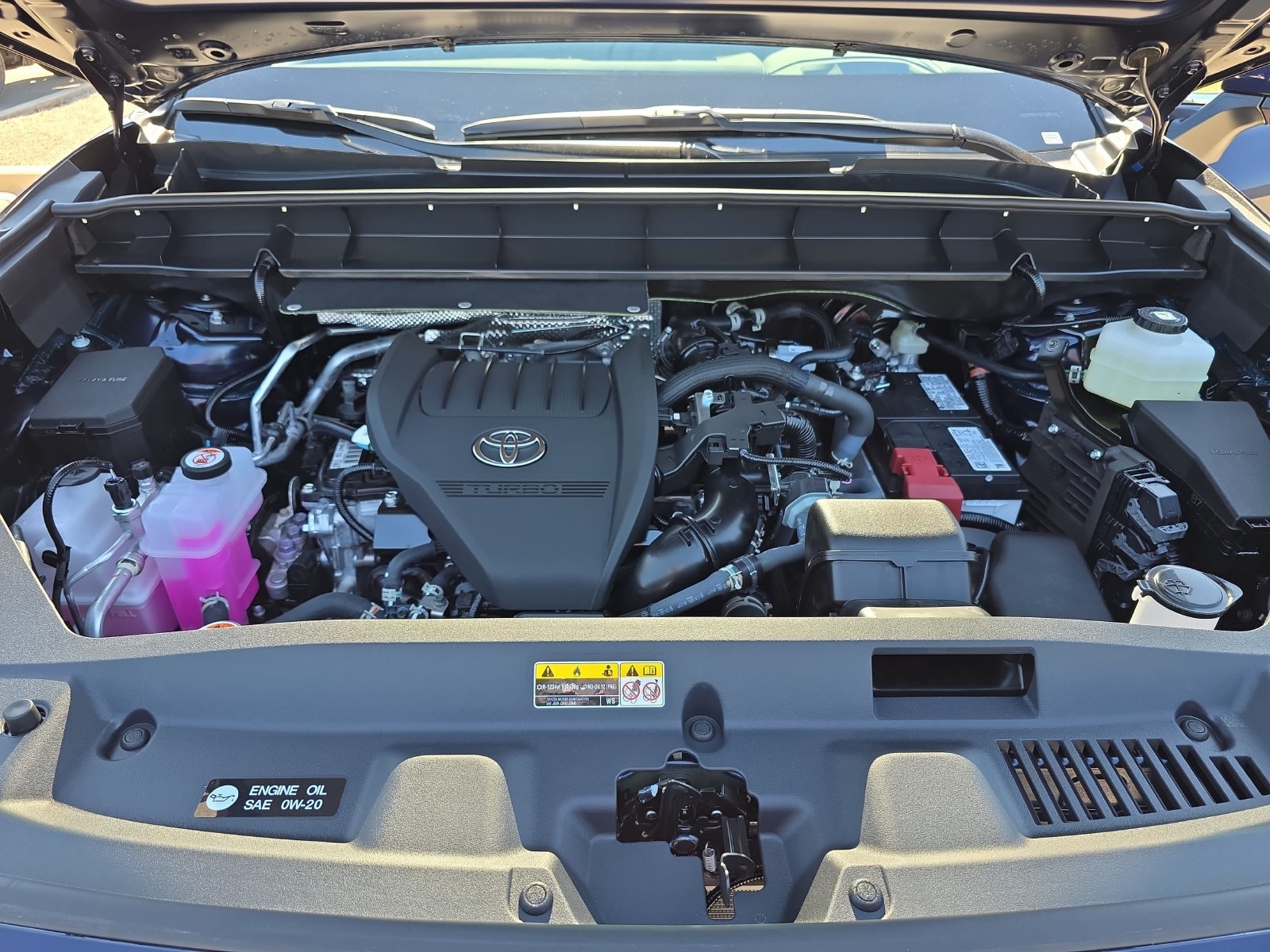 New 2026 Toyota Highlander Platinum AWD/4WD image 33