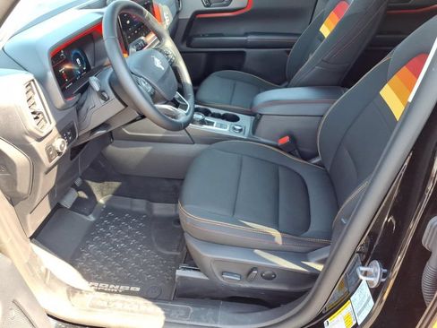 Used 2025 Ford Bronco Sport Free Wheeling w/ Convenience Package AWD/4WD image 9