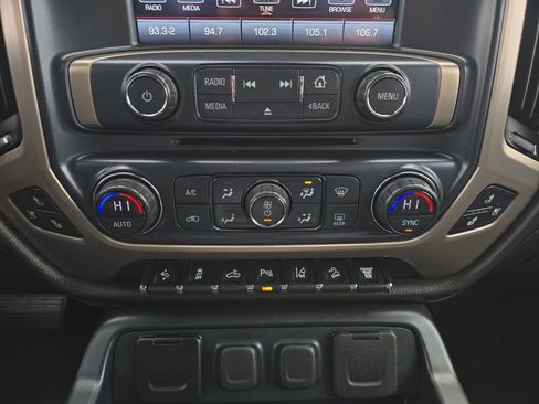 Used 2016 GMC Sierra 2500 Denali w/ Duramax Plus Package image 20