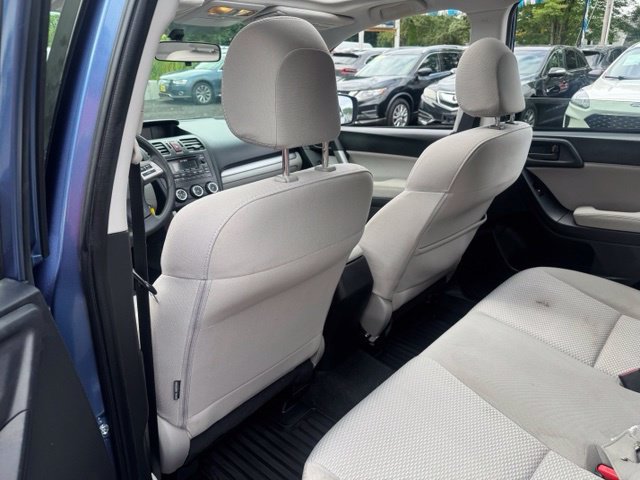 Used 2015 Subaru Forester 2.5i Premium w/ All-Weather Package AWD/4WD image 23