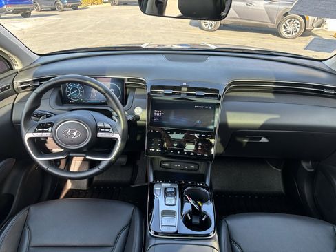 Used 2024 Hyundai Tucson Limited image 17