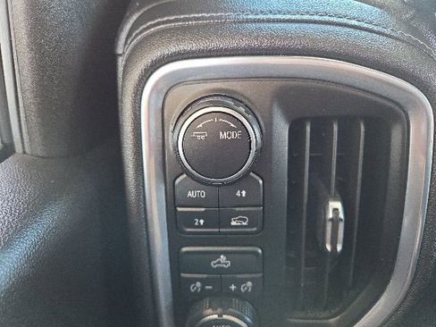 Used 2021 Chevrolet Silverado 1500 LT AWD/4WD image 49