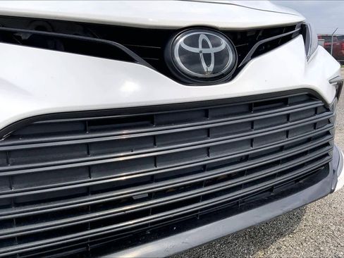 Used 2024 Toyota Camry LE FWD image 29