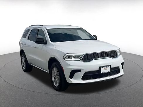 Used 2024 Dodge Durango SXT image 4