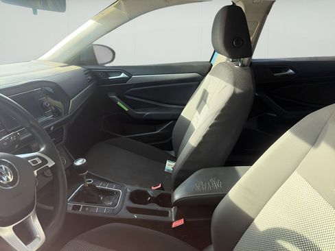 Used 2019 Volkswagen Jetta S w/ Driver Assistance Package image 10