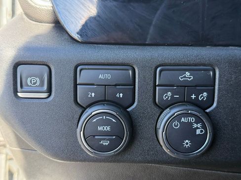 Used 2023 Chevrolet Silverado 1500 LT w/ Work Truck Package image 27