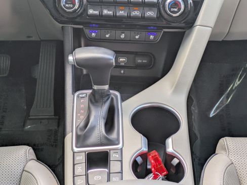 Used 2020 Kia Sportage EX w/ Option Group 15 AWD/4WD image 20
