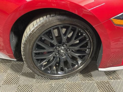 Used 2019 Ford Mustang GT Premium w/ GT Performance Package RWD image 34