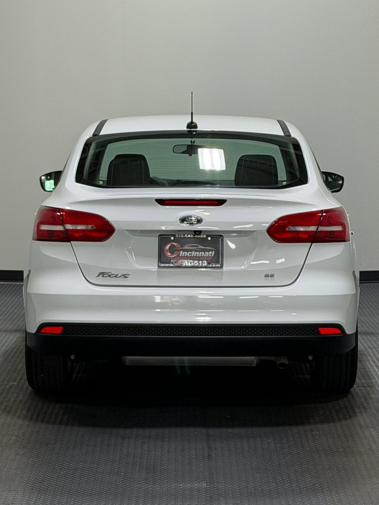 Used 2018 Ford Focus SE FWD image 6