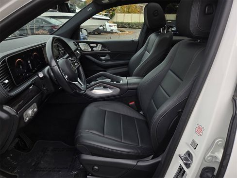 Used 2023 Mercedes-Benz GLS 450 4MATIC image 20