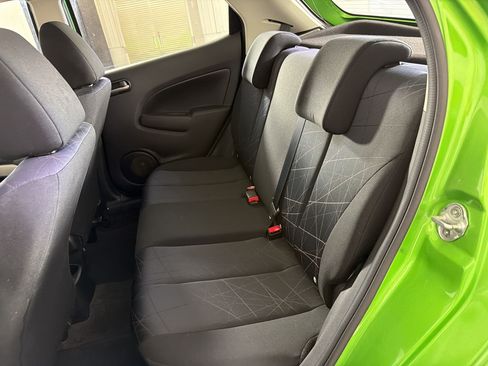 Used 2011 MAZDA MAZDA2 Sport FWD image 20