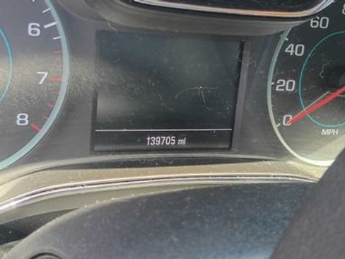 Used 2016 Chevrolet Cruze Premier FWD image 2