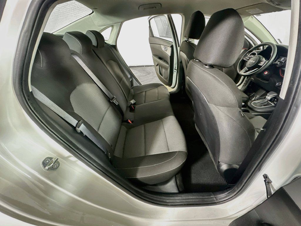 Used 2023 Kia Forte LXS w/ LXS Technology Package FWD image 12