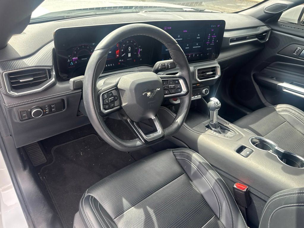 Used 2025 Ford Mustang Premium RWD image 11