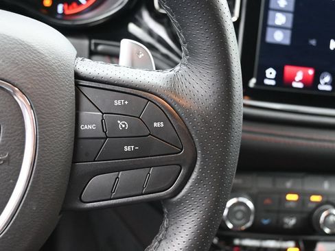 Used 2026 Dodge Durango GT RWD image 9
