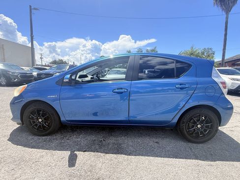 Used 2012 Toyota Prius C One FWD image 9