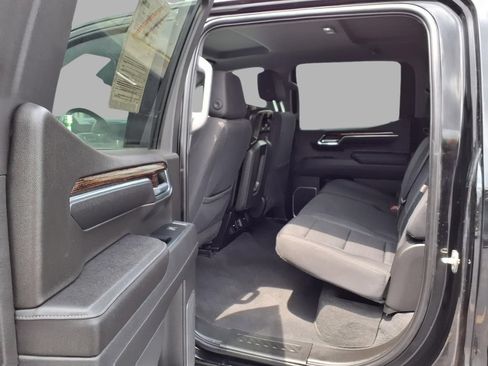 Used 2023 GMC Sierra 1500 Elevation w/ X31 Off-Road Package AWD/4WD image 25