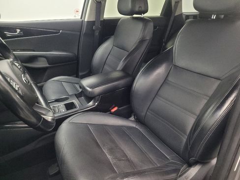 Used 2016 Kia Sorento EX FWD image 17