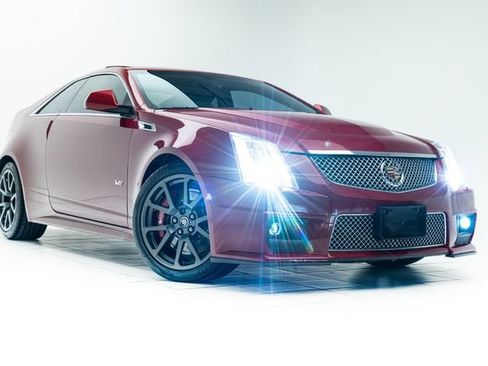 Used 2013 Cadillac CTS V RWD image 5