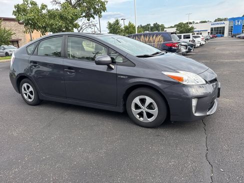 Used 2012 Toyota Prius Two FWD image 11